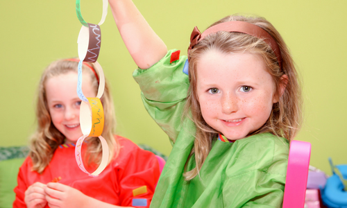Fun Paper-Crafts To Make With Your Kids paper chain